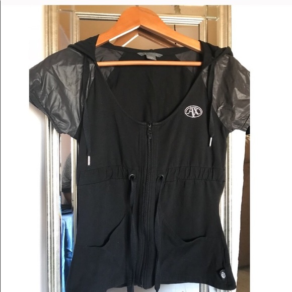 NOT FOR SALE! SOLD!A/X short sleeve zip up hoodie - Picture 4 of 7